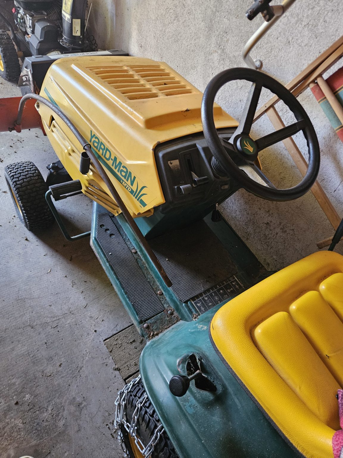 Im Auftrag zu verkaufen VHB 600,- Euro